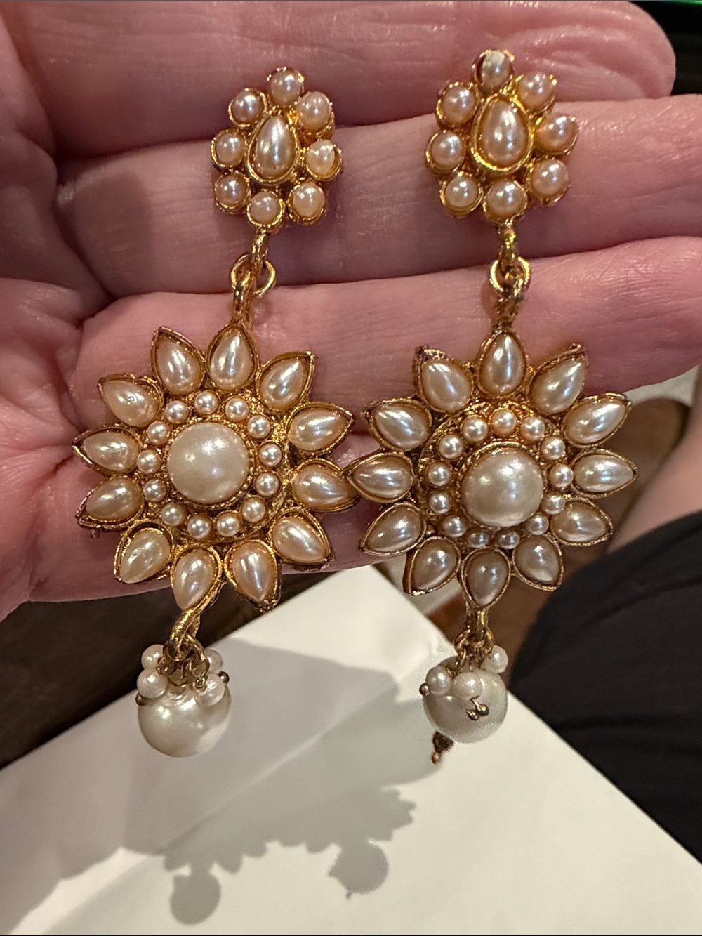 Great Vtg Dangle Earrings